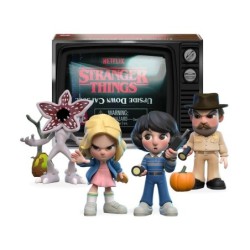 Compra Bandai Capsula Stranger Things al mejor precio | Juguetilandia Canarias