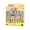 Compra Epoch Sylvanian Families Amigos De La Guarderia Caminando Juntos al mejor precio | Juguetilandia Canarias