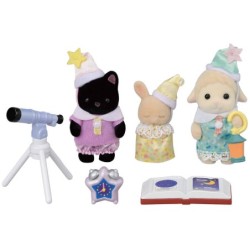 Compra Epoch Sylvanian Families Amigos De La Guarderia Fiesta De Pijamas al mejor precio | Juguetilandia Canarias