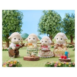 Compra Epoch Sylvanian Families Familia Oveja al mejor precio | Juguetilandia Canarias