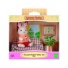 Compra Epoch Sylvanian Families Set De Sofa Frasier Conejo Chocolate al mejor precio | Juguetilandia Canarias
