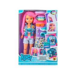 Compra Famosa Nancy Un Dia Brillando En La Oscuridad al mejor precio | Juguetilandia Canarias