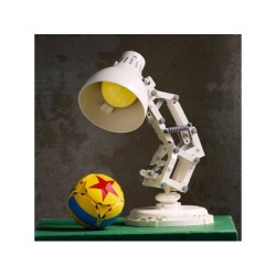 Compra Lego Ideas Disney Pixar Luxo Jr al mejor precio | Juguetilandia Canarias