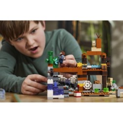 Compra Lego Minecraft El Pozo De Mina De Los Paramos al mejor precio | Juguetilandia Canarias
