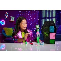 Compra Mattel Monster High Skulltimate Secrets Neon Frights Ghoulia al mejor precio | Juguetilandia Canarias